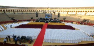 Aspecto que presentaba la plaza de toros de Sevilla antes del concierto de José Manuel Soto. (FOTO: Javier Martínez)